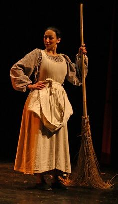 nadia hidra professeur de theatre guadeloupe